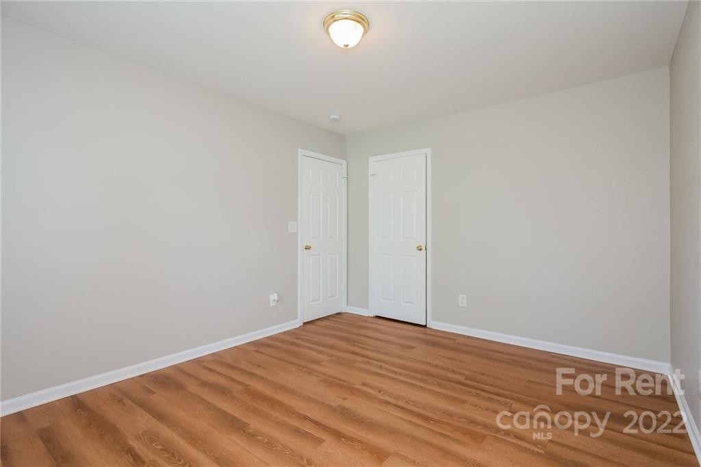 6840 Parkers Crossing Drive - Photo 10