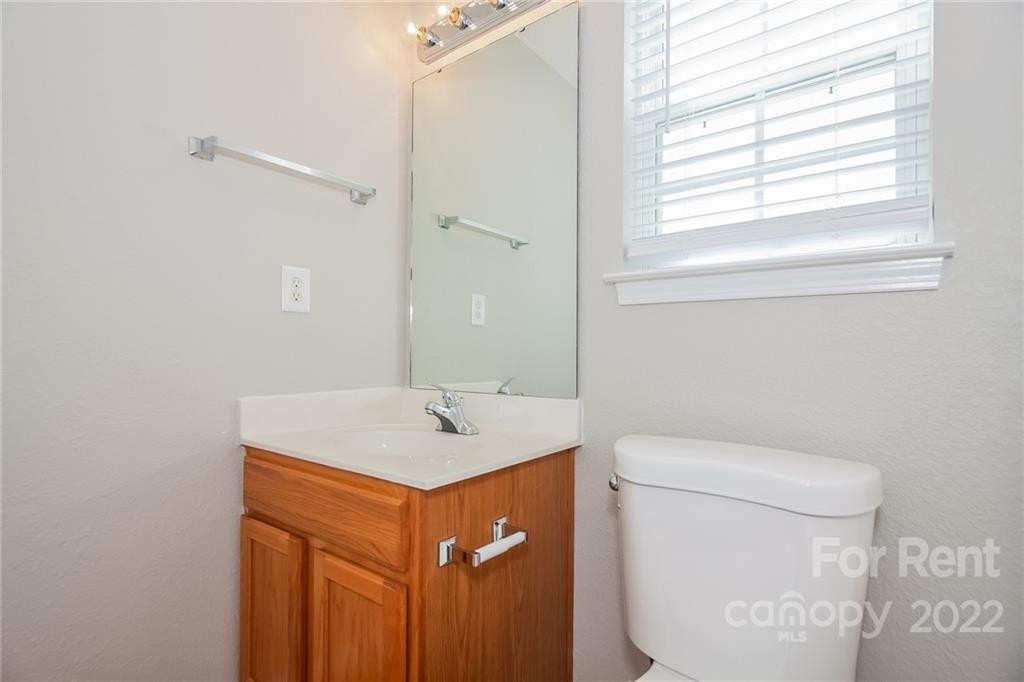 6840 Parkers Crossing Drive - Photo 12