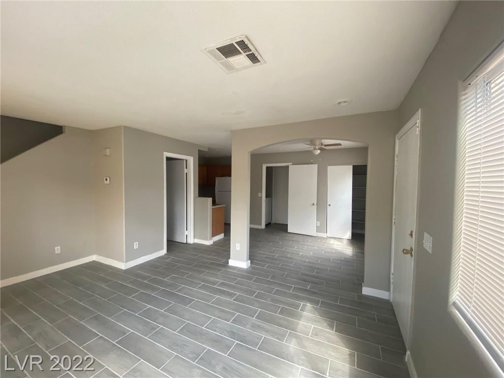 3269 Cheyenne Gardens Way - Photo 2