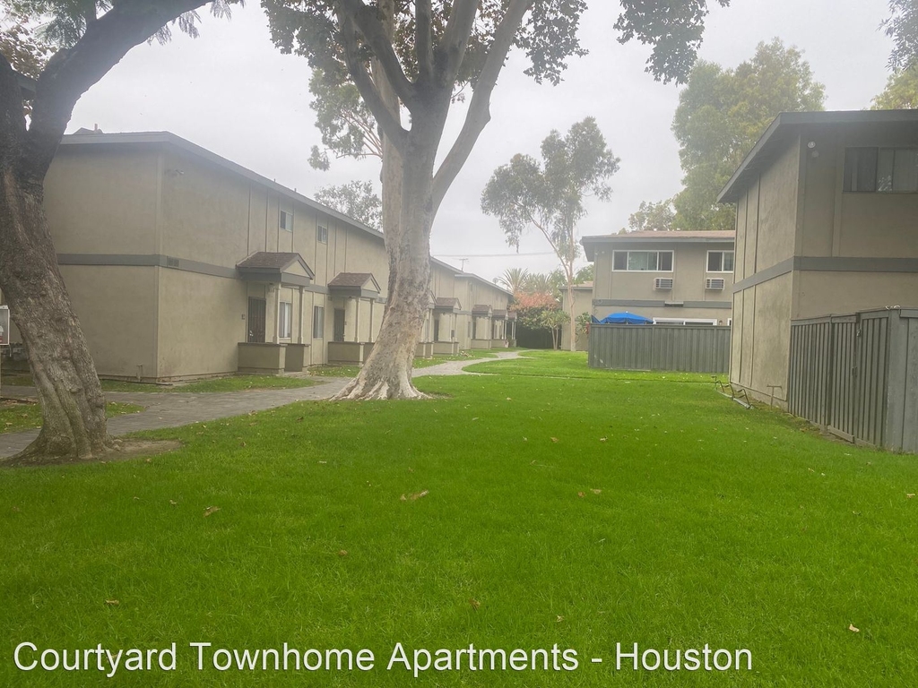 6949 Houston Street - Photo 2