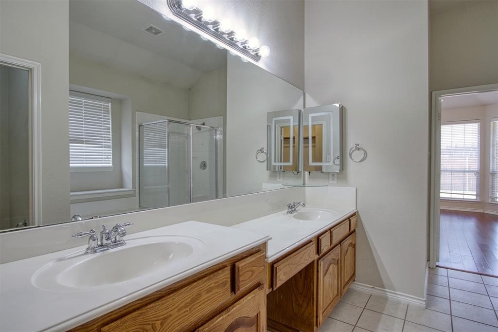 8213 Laughing Waters Trail - Photo 12