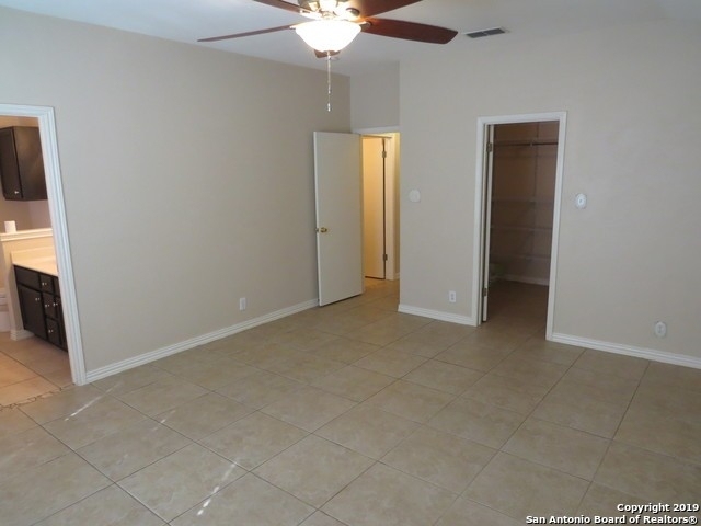 3540 Peachtree Ln - Photo 7