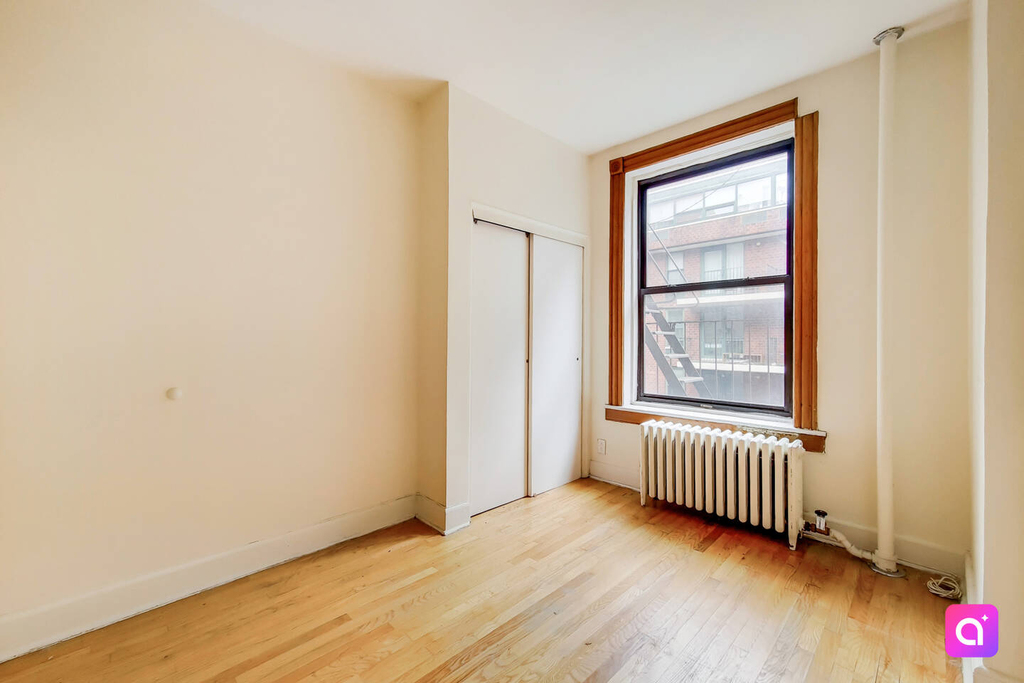 207 West 80th Street - Photo 2