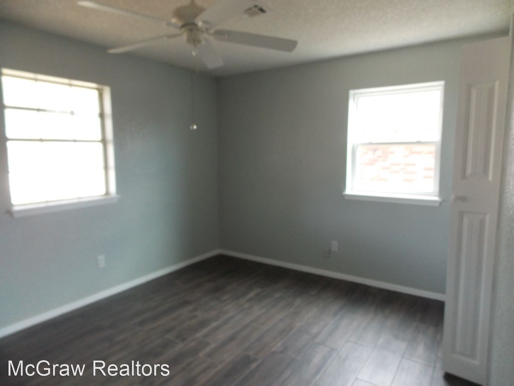 9513 Nichols Rd. - Photo 10