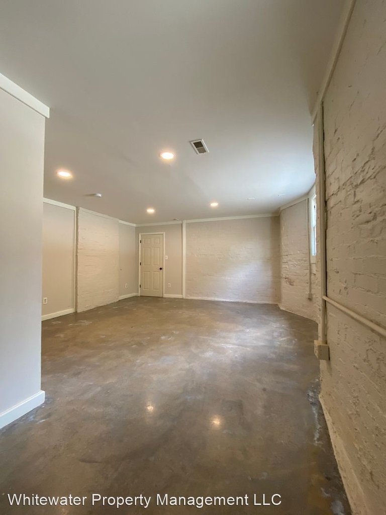 621 Fortwood Place - Photo 11