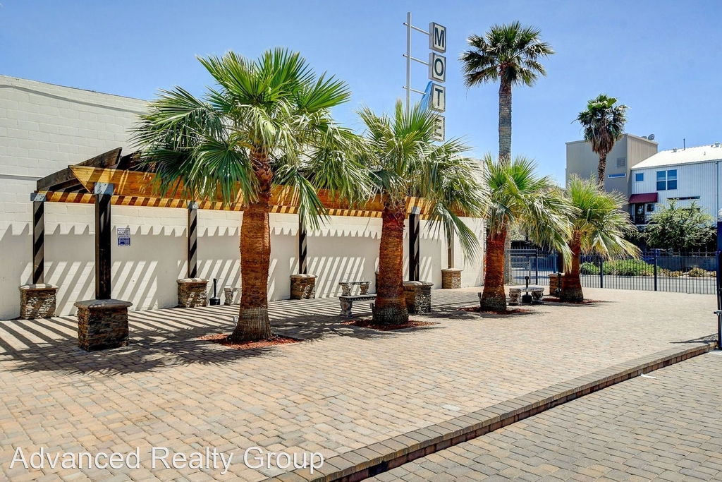 2019 Fremont Street - Photo 28