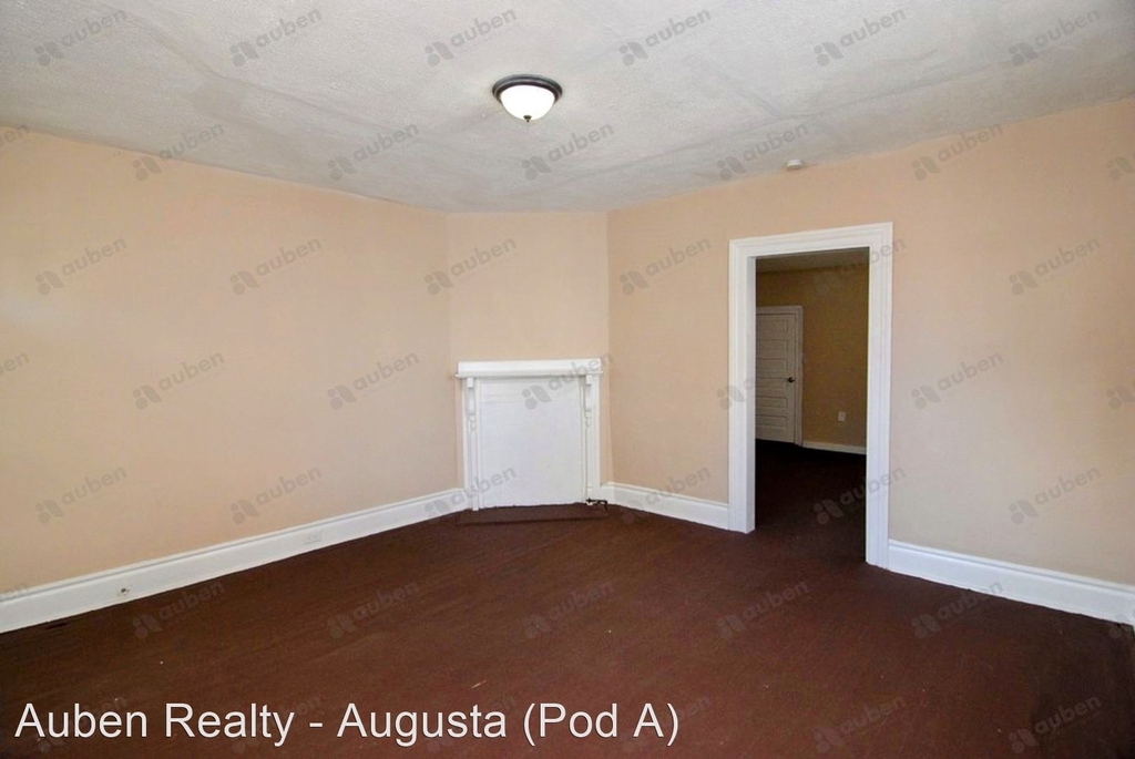 1717 Starnes Street Apt. B - Photo 3