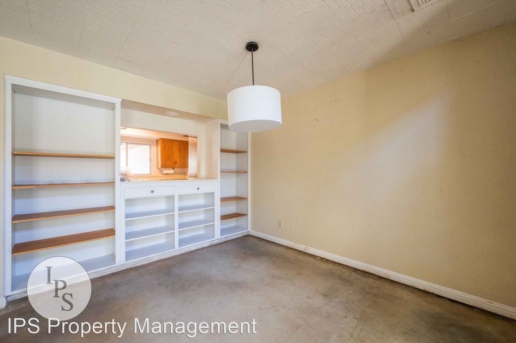 3231 N Van Ness Blvd - Photo 12