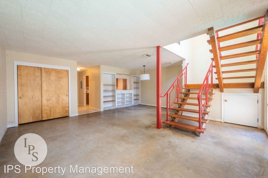 3231 N Van Ness Blvd - Photo 10