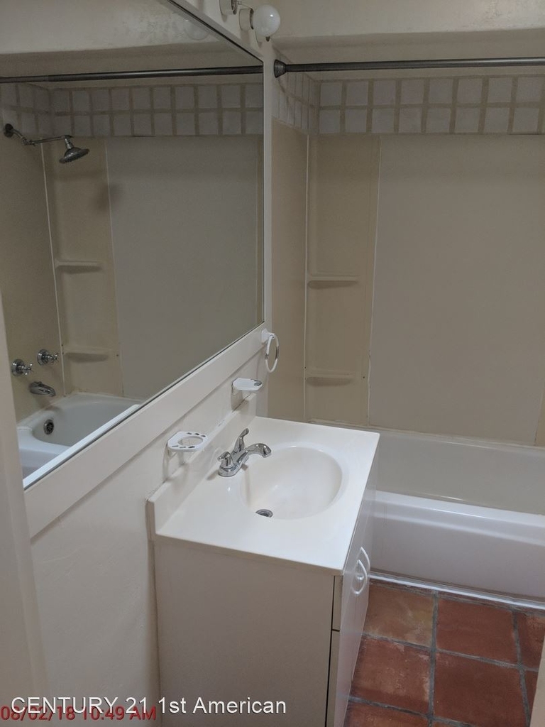 147 N Highland Ave - Photo 9