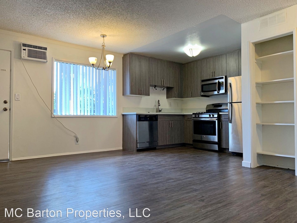 5533 Barton Ave - Photo 1