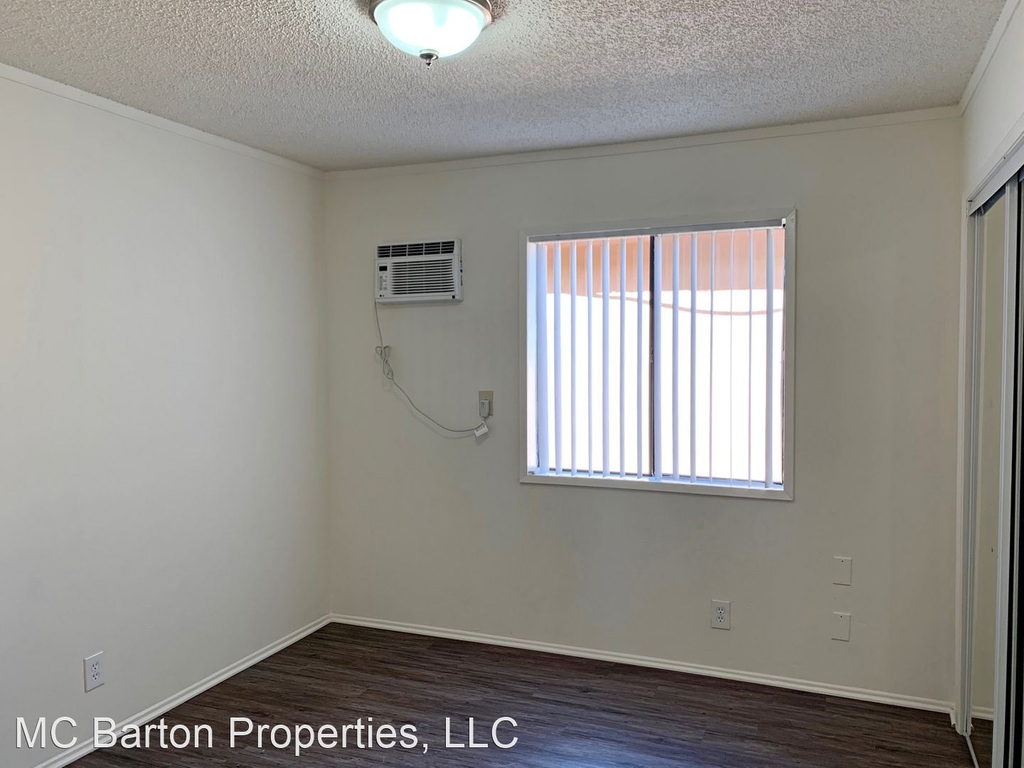 5533 Barton Ave - Photo 3