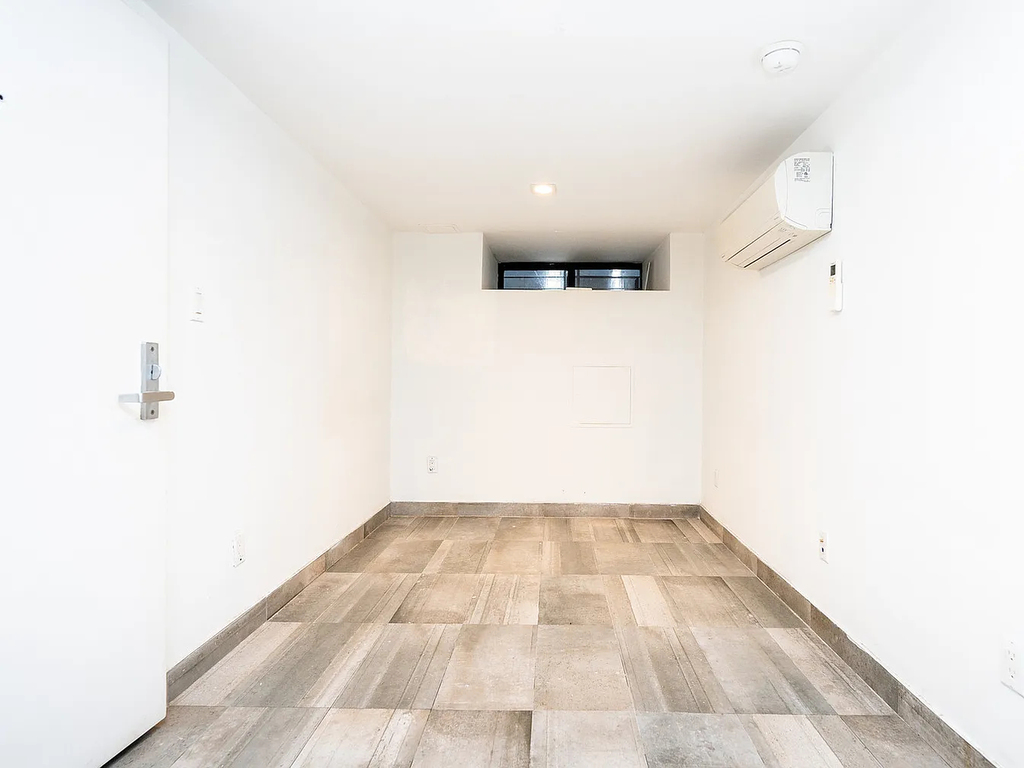 184 Suydam Street - Photo 14
