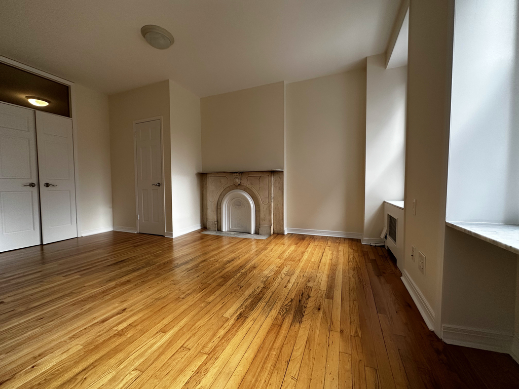 15 East 7th Street - Photo 7