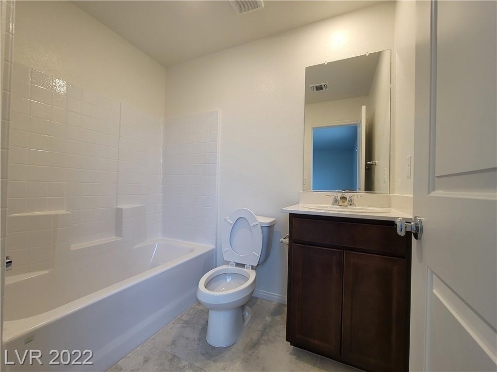 8175 Seminario Avenue - Photo 20