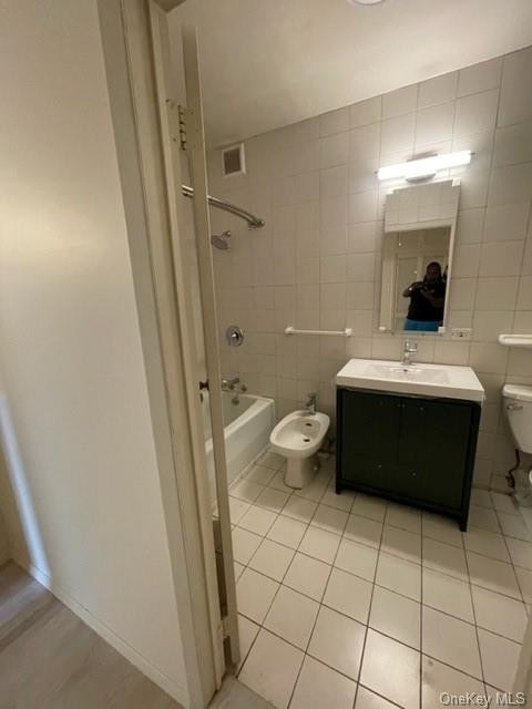 412 E 120th Street - Photo 3