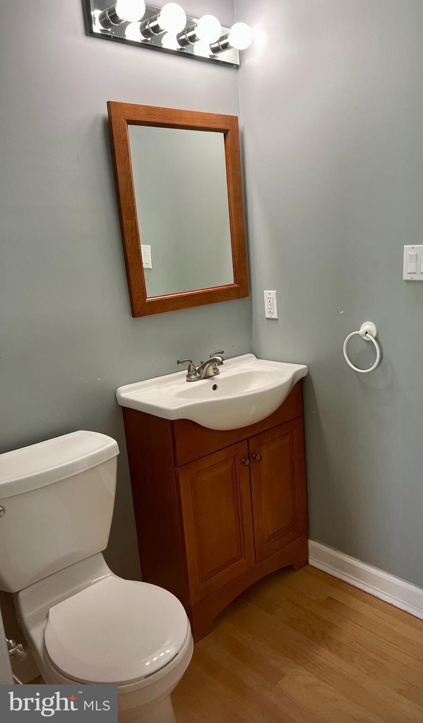 7008 Ridgeway Drive - Photo 15