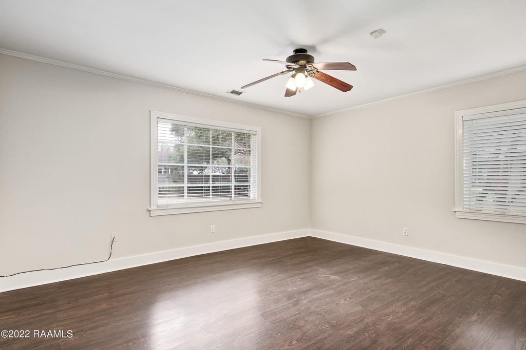 1102 Oaklawn Avenue - Photo 20