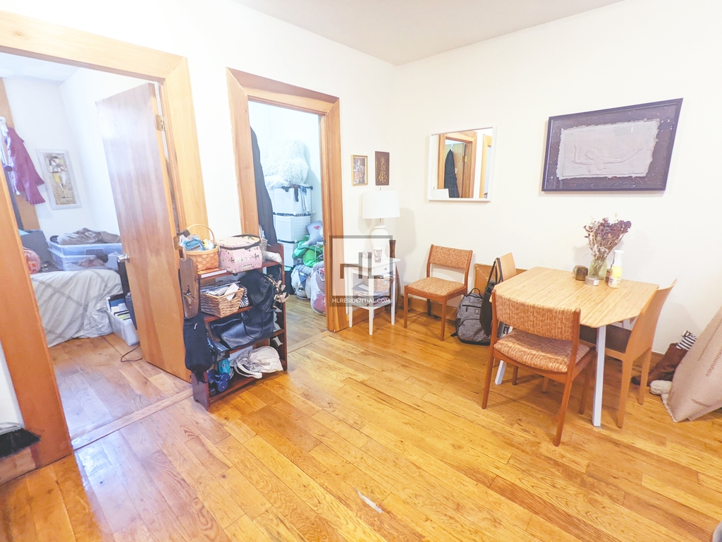 140a Lexington Avenue - Photo 2