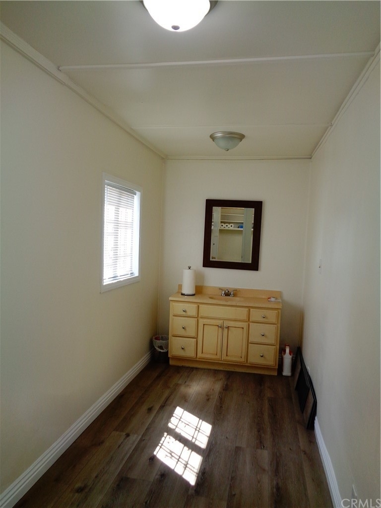 11448 Whittier Boulevard - Photo 5