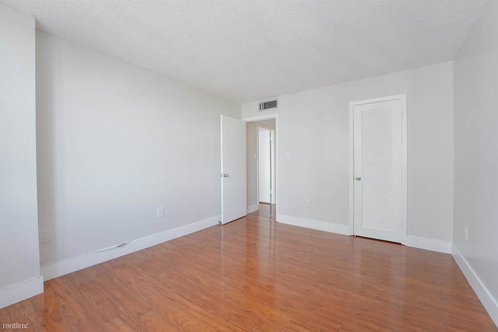 18051 Biscayne Blvd Apt 1104 - Photo 17