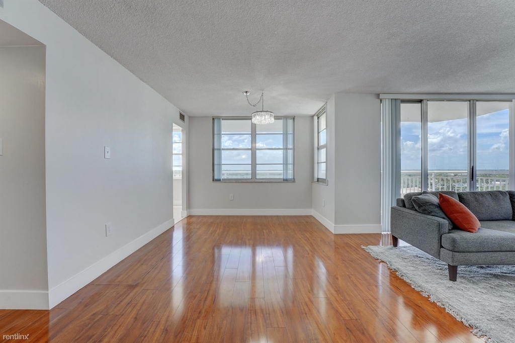 18051 Biscayne Blvd Apt 1104 - Photo 19