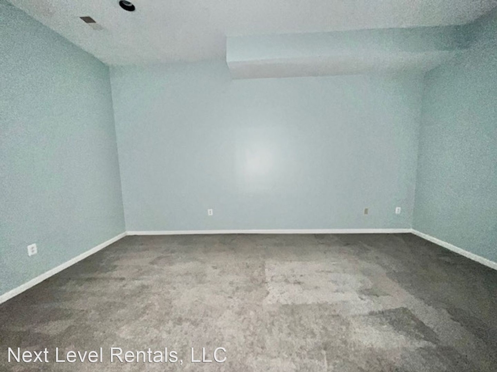 5110 King Charles Way - Photo 20