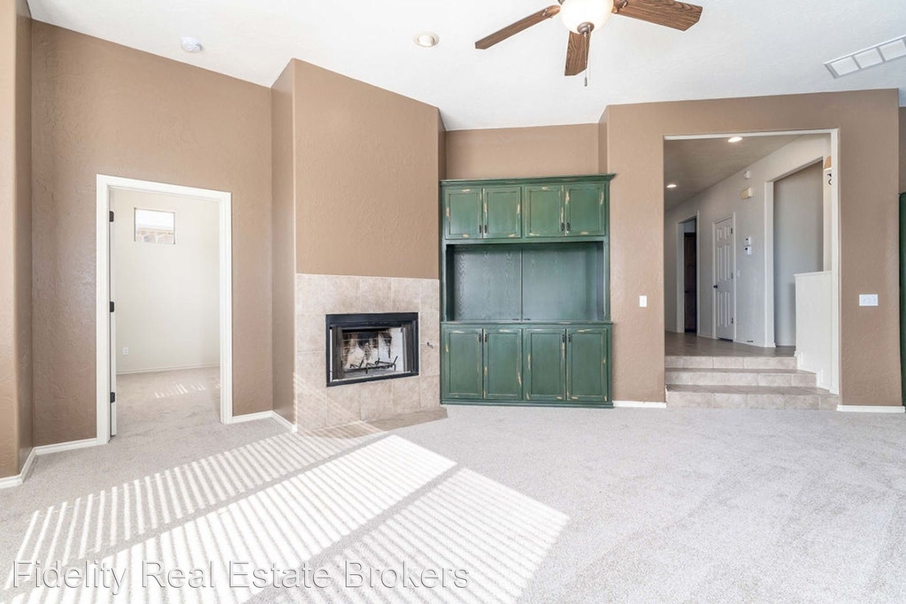 10100 Shadowview Dr - Photo 4