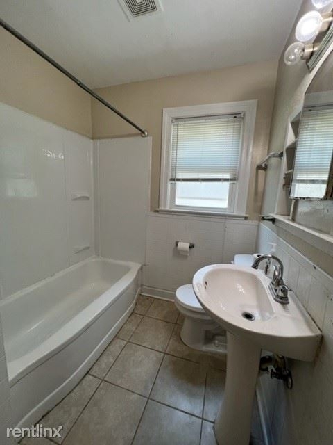 121 N 45th St - Photo 10