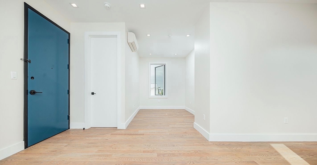 1153 Broadway - Photo 11