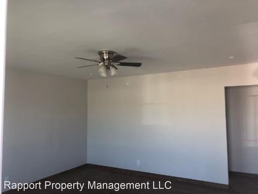 947 N Wilmington Blvd - Photo 4