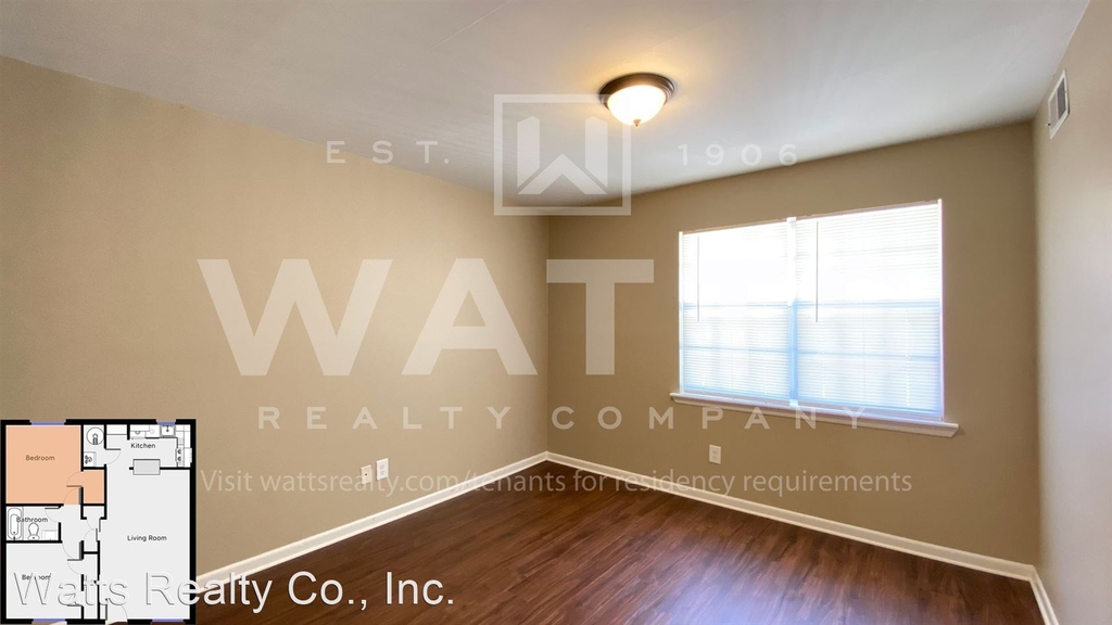 8909 Parkway East - Photo 18