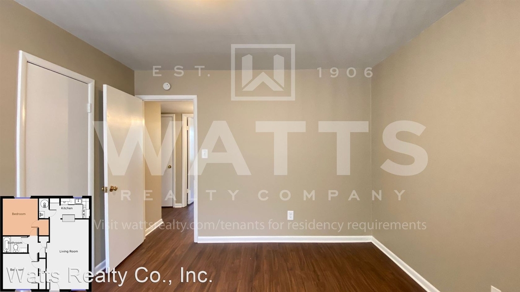 8909 Parkway East - Photo 20