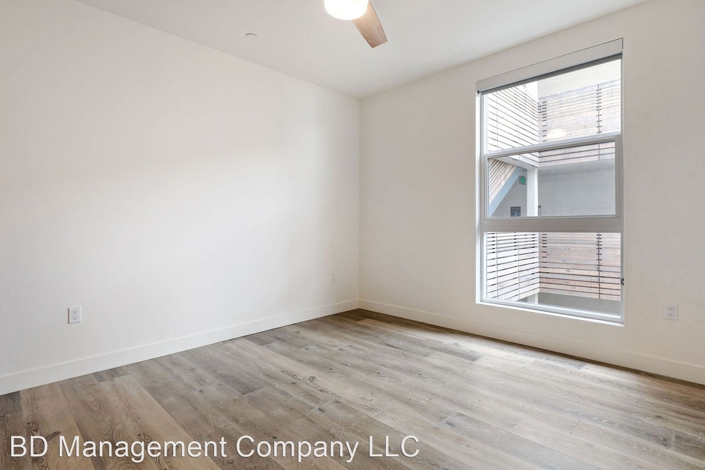 1122 Pico Blvd - Photo 6