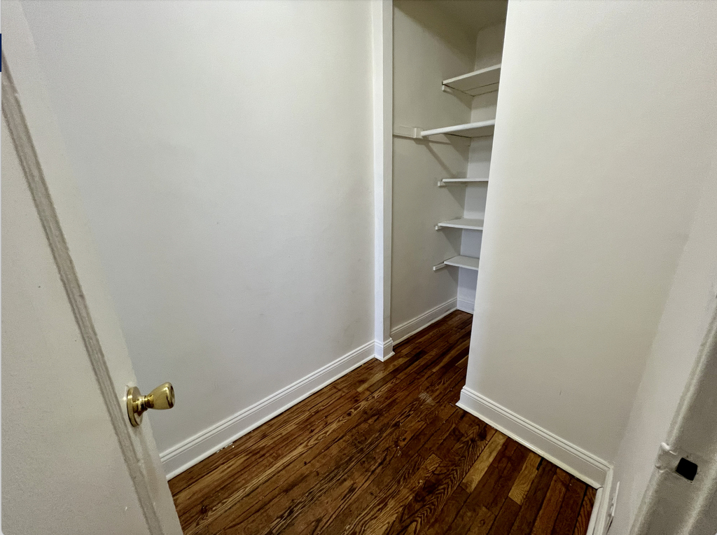 2632 West 2nd Street - Photo 4