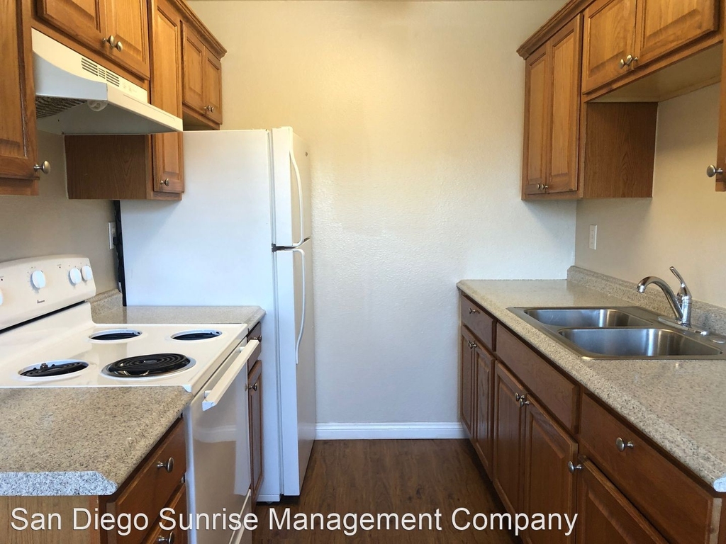 2510 Howard Avenue - Photo 1