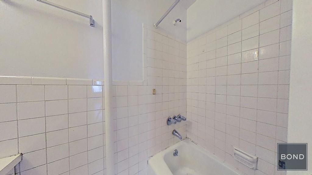 212 East 85th Street - Photo 6
