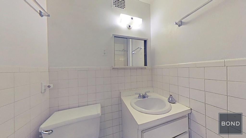 212 East 85th Street - Photo 7