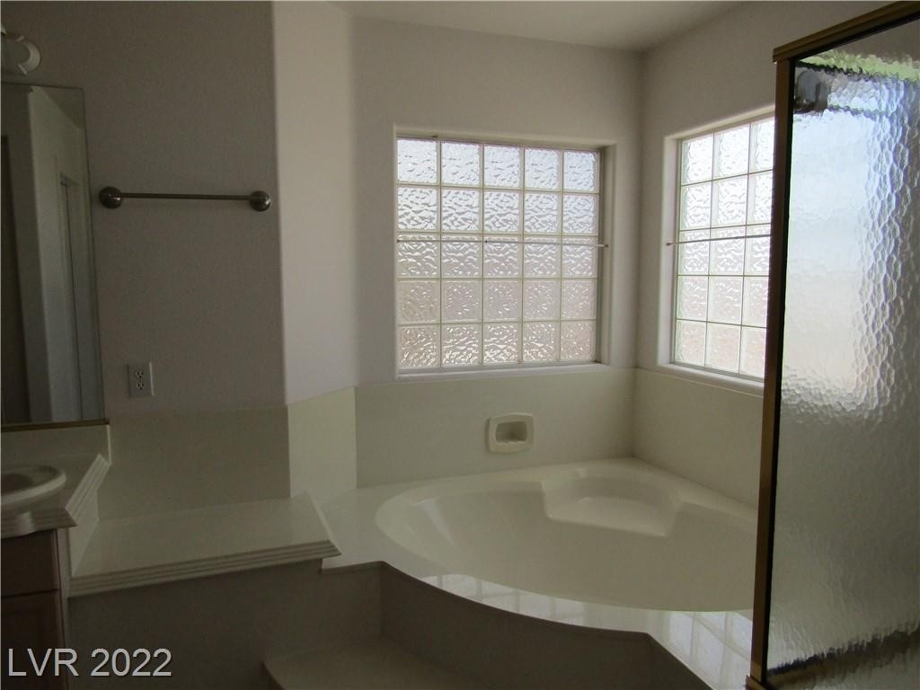 3273 Cambridgeshire Street - Photo 36