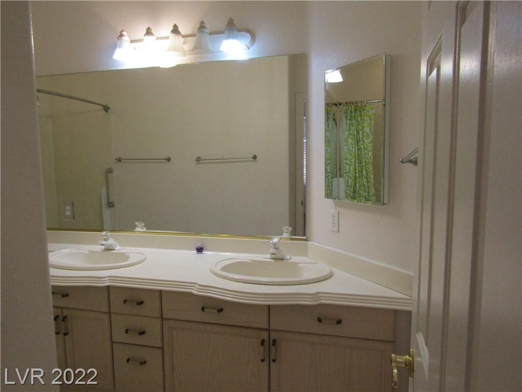 3273 Cambridgeshire Street - Photo 28