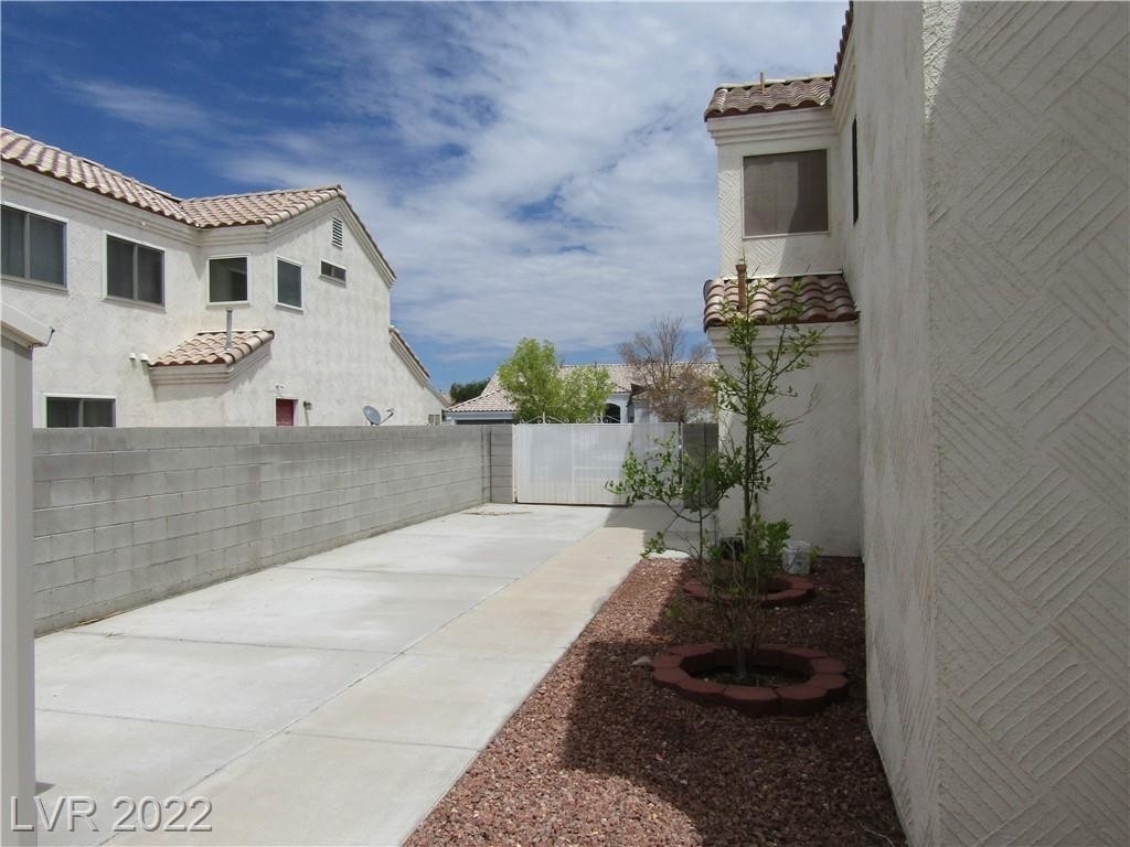 3273 Cambridgeshire Street - Photo 43