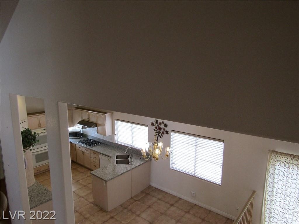 3273 Cambridgeshire Street - Photo 17