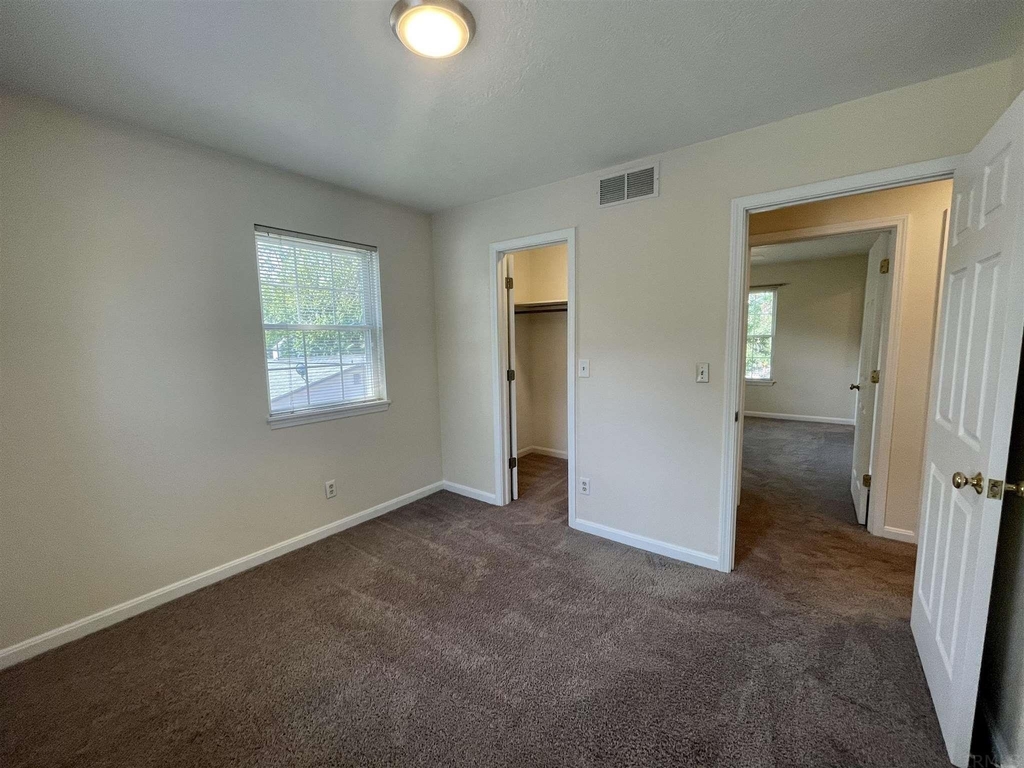 230 E 20th Street - Photo 12