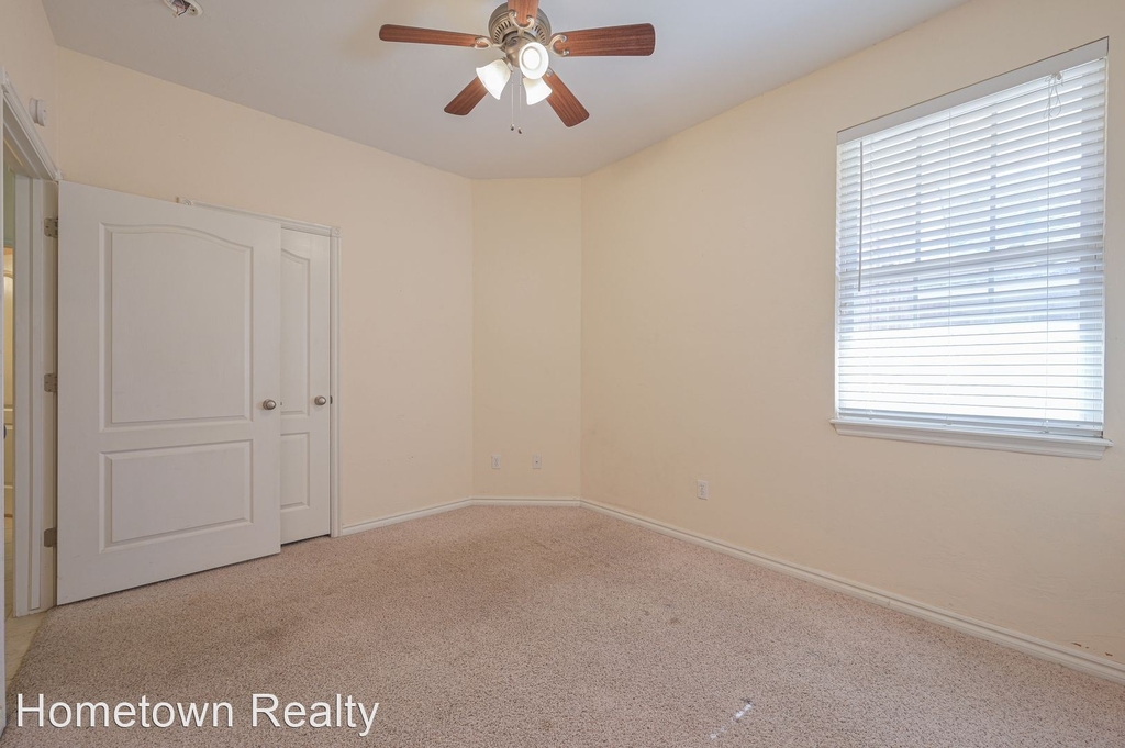 11317 Nw 121st Place - Photo 24
