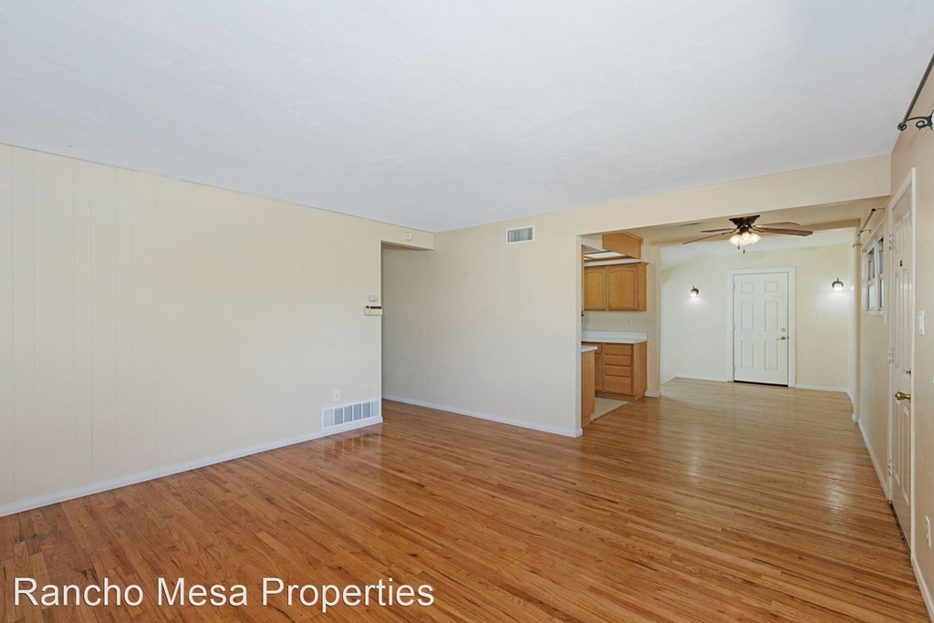 1231 Evilo Street - Photo 4