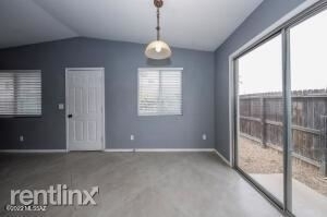 2834 N Estrella Avenue - Photo 9