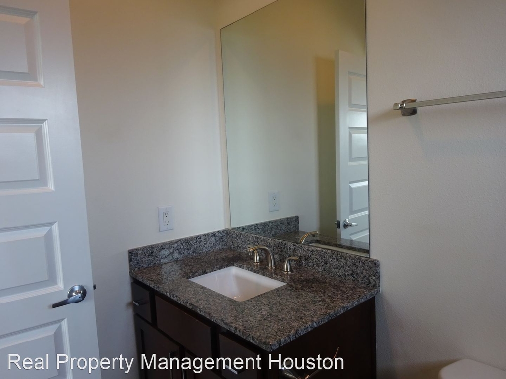 2301 Webster Street - Photo 15