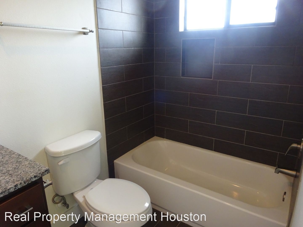 2301 Webster Street - Photo 14