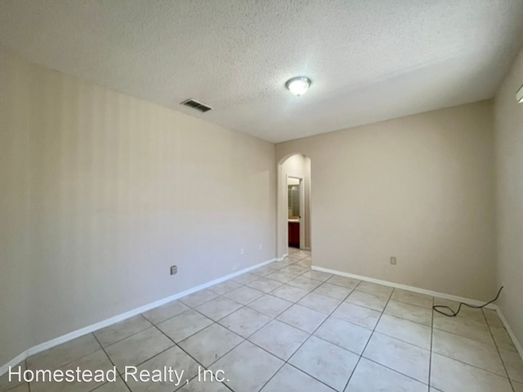 13414 Meadow Pointe Ct. - Photo 7