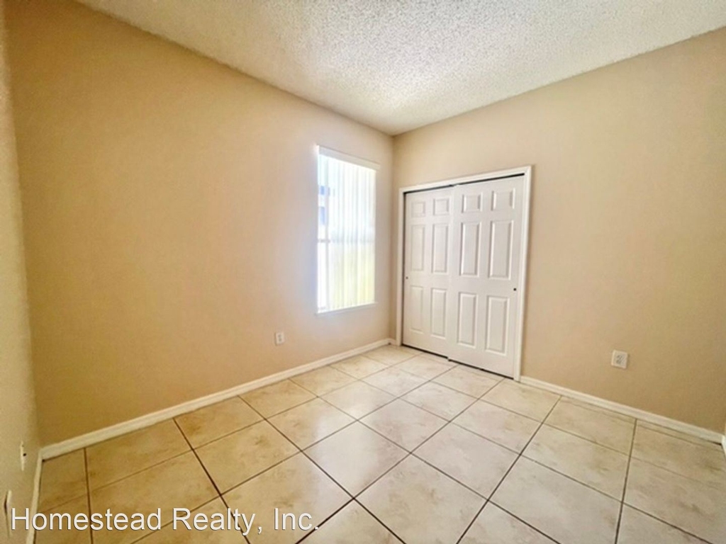 13414 Meadow Pointe Ct. - Photo 11